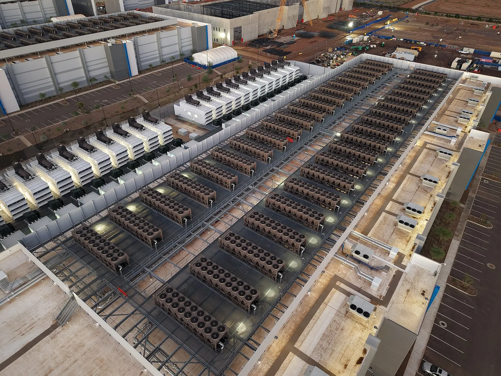 Roof and cooling equipment of a data centre that hosts AI services